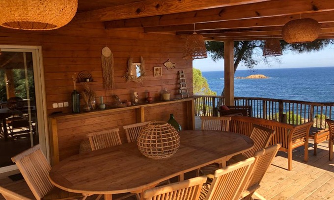 Villanova Villa | Villa Terra Casanova: Beachfront Haven Near Ajaccio