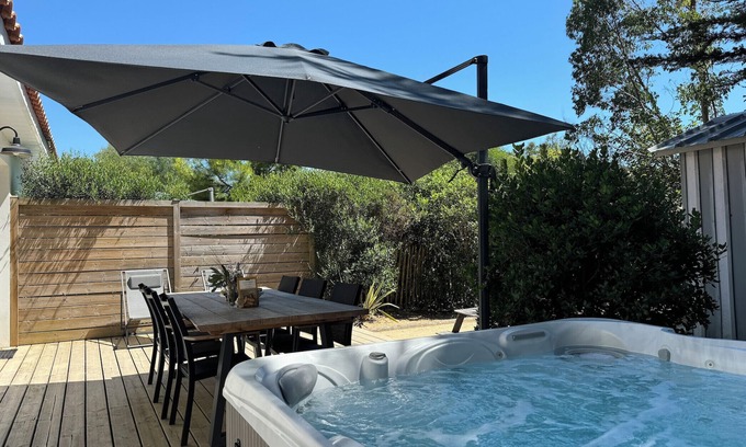 Notre-Dame-de-Monts Villa | Experience Villa Thaïlande at Domaine Le Sherwood: 10/10 Stay