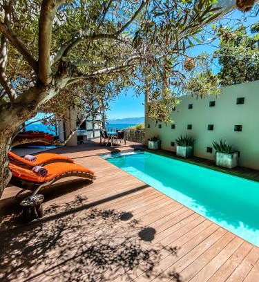 De Kelders Villa | Experience Villa the Cherry: Pet-Friendly Oceanfront Escape