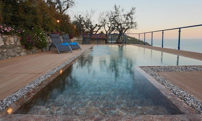 Nerano Villa | Explore Villa The Phoenix in Nerano with Family-Friendly Amenities
