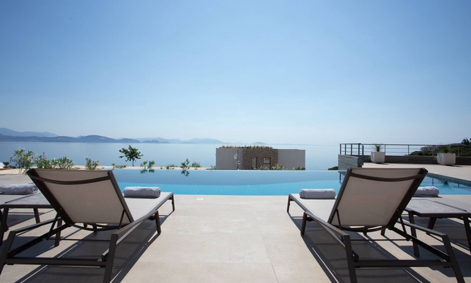 Xiropigado Villa | Discover Villa Thymari: Embrace the Mediterranean Lifestyle!