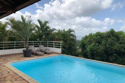 Le Lamentin Apartment | Relax at Villa Ti'Kemy with Oceanfront Pool Escape