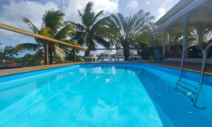 Sainte-Anne Villa | Beautiful Villa Ticitron: Oceanfront Retreat with Pool