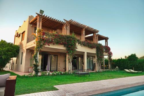 Tamazouzte Villa | Relax at Villa Tifira: Pet-Friendly Retreat with Pool