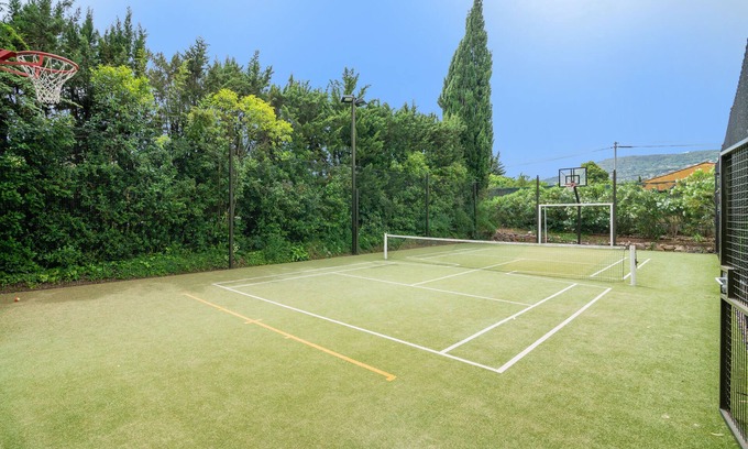 Peymeinade Villa | Villa Timautine Cannes: Pet-Friendly Oasis with Pool & Golf
