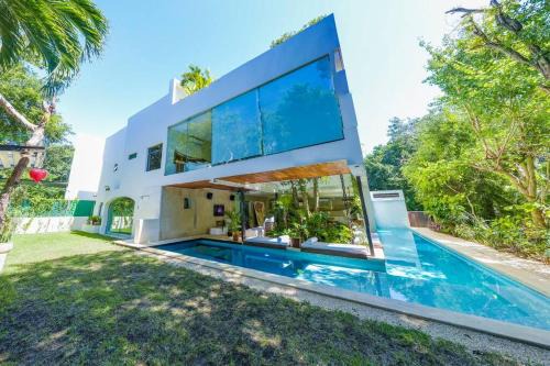 Playacar Fase II Villa | Exquisite Villa Toh, Riviera Maya: Pool & Hot Tub Retreat
