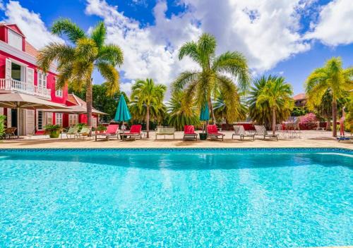 Pietermaai District Bed & Breakfast | Villa Tokara Boutique Hotel: 4-Star Oasis with Pool Access