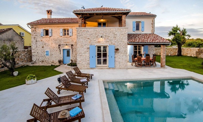 Krmed Villa | Charming Villa Tomani with Private Pool & Spa Retreat