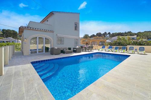 El Tosalet Villa | Discover Villa Toscamar: Family-Friendly with Pool Access