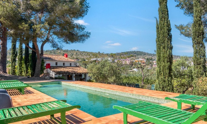Benissa Villa | Villa 'Toscana' - Elegant Retreat with Private Pool & Wi-Fi