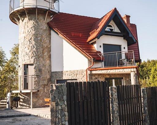 Skorochow House | Inviting Villa Tower Nad Jeziorem Nyskim: Pet & Child Friendly