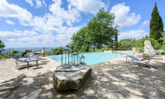 Castellina in Chianti Villa | Villa Tregole by MMega