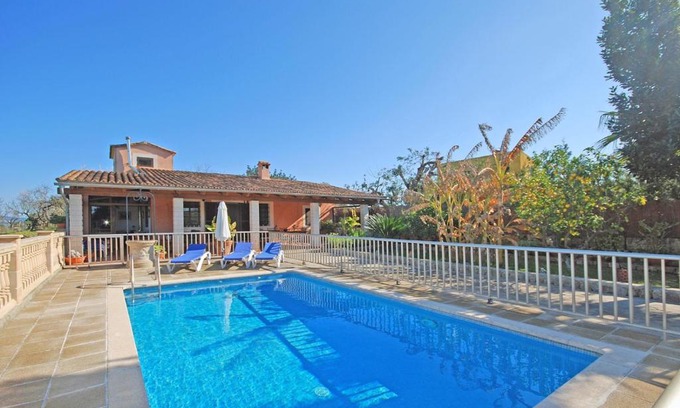 Inca House | Villa Tramuntana: Family-Friendly Stay with Pool Access
