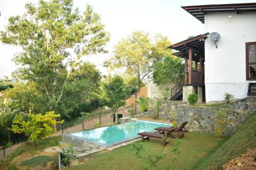Akmeemana Hotel | Villa Tranquil - 05 Minutes to Unawatuna, Galle