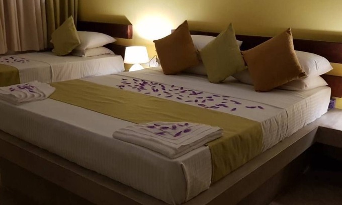 Anuradhapura House | Welcoming Villa Tulip Garden: Breakfast & Family-Friendly Stays