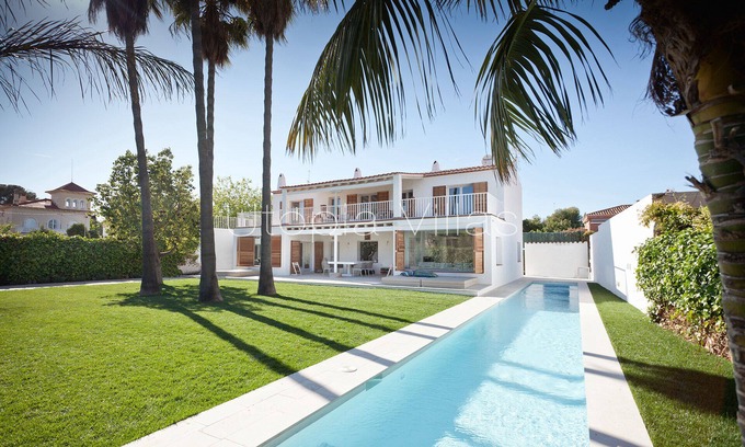 Passeig Maritim Villa | Experience Villa Tulum: Pet-Friendly Retreat with Ocean Views