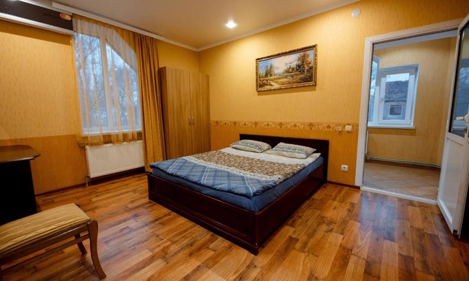Cahul Hotel | Villa Turistica Oasis: Oceanfront Getaway with Pool Access