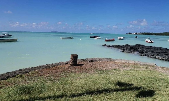 Calodyne Villa | Villa Turqoise, 1 min walk from sea. Situated in Calodyne, Mauritius.