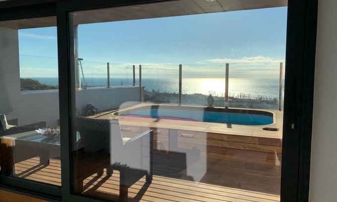 Teia Villa | Villa Turquesa: Steps from the Beach with Ocean Views