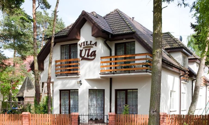 Pobierowo House | Villa Ula: Oceanfront Retreat with Pet-Friendly Amenities