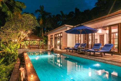 Kayu Putih Villa | Villa Umah Raja: Oceanfront Escape with Spa & Pool