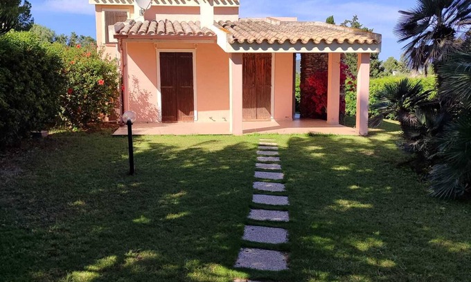 Villaggio Mandorli House | Villa Urotti near the sea