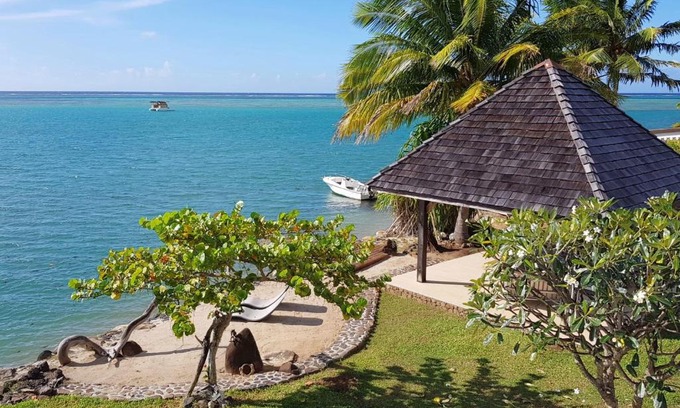 Papeto'ai House | Relax at Villa Vaihau: Family-Friendly Oceanfront Retreat