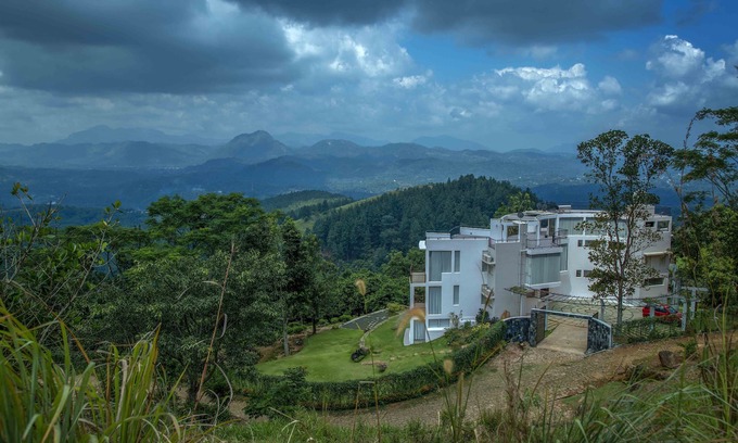 Moragolla Villa | Discover Villa Vajrapani: Family-Friendly Getaway with Pool