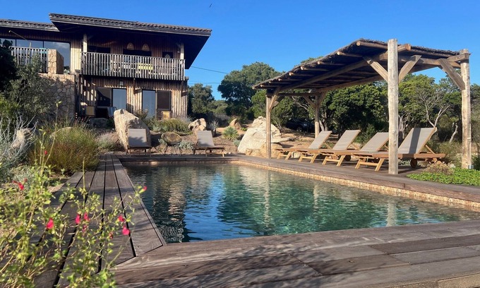 Pianotolli-Caldarello House | Villa Valle di Corte: Poolside Escape with Sea Views