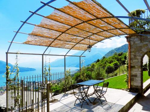 Vercana House | Villa VaLuRi: Breathtaking Lake Como Views & Pet Friendly