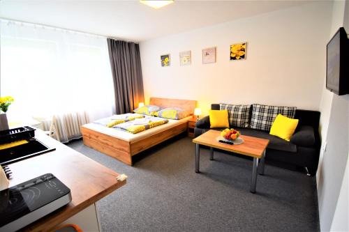 Demanova House | Villa Vanilla: Oceanfront Escape with 9.5/10 Guest Rating