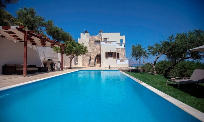 Kissamos Villa | Villa Veghera: Seaview Bliss with Private Pool in Crete