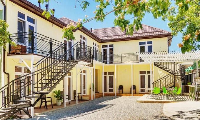 Arkhipo-Osipovka House | Discover Villa Venecia with Oceanfront Views & Kitchenette