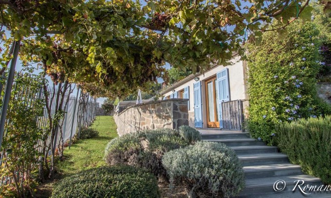 San Giacomo Villa | Explore Villa Vigna: 4-Star Oceanfront Retreat