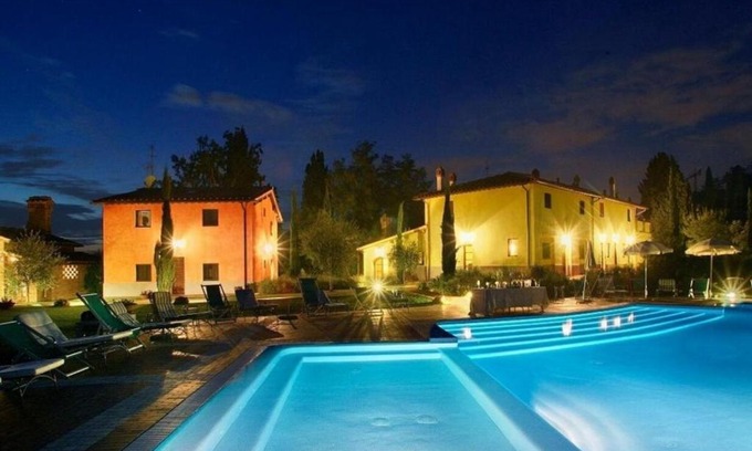 Montaione Villa | Discover Villa Vignola: Family-Friendly Getaway Awaits