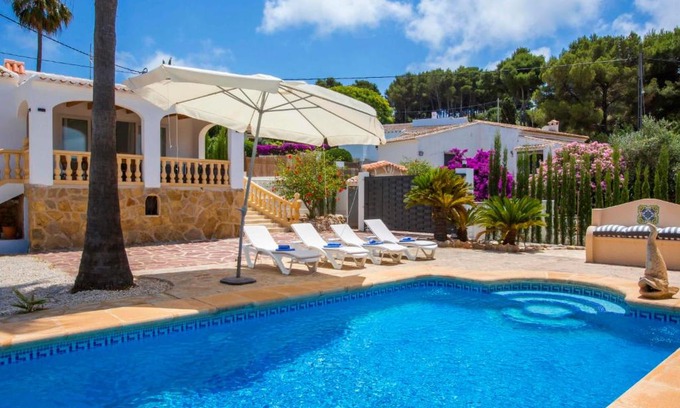 El Tosalet Villa | Discover Villa Irenal: Family-Friendly Escape with Pool