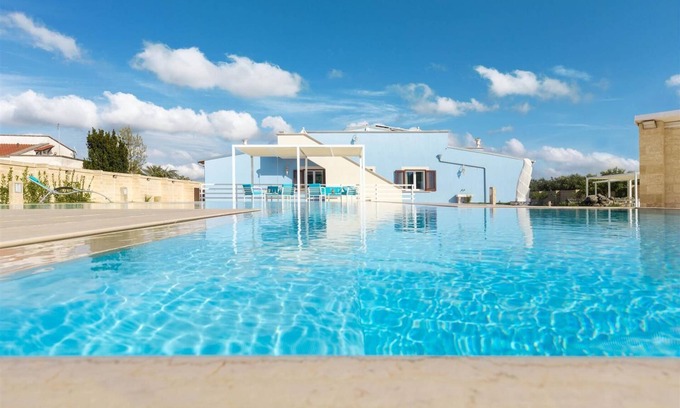 Ruffano Villa | Villa Vincenti: Guest Rated 10/10 with Pool & Dining