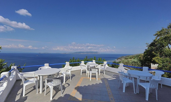Xanthi Region Villa | Villa VIOLA+JASMINE: Infinity Pool with Egean Sea Views