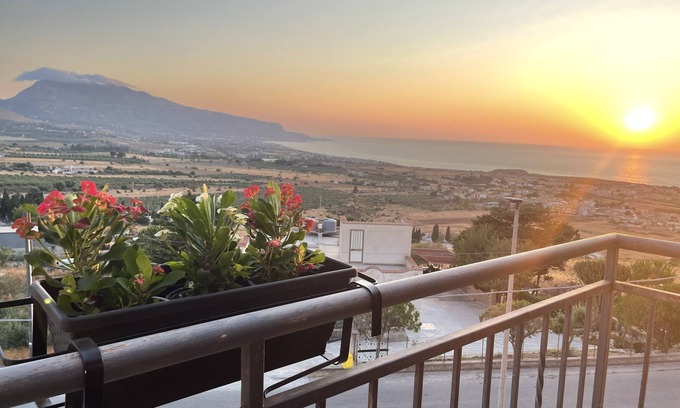 Custonaci Villa | Discover Villa Vista Mozzafiato: Child-Friendly Retreat