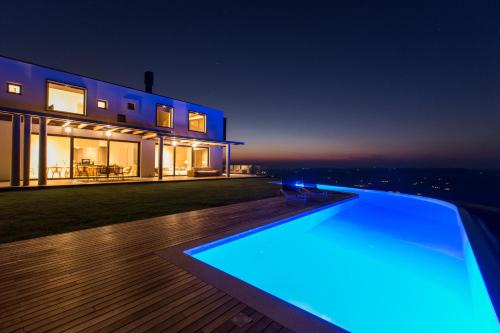 Zamask Villa | Experience Villa Vista Zamask: Pet-Friendly Oceanfront Retreat