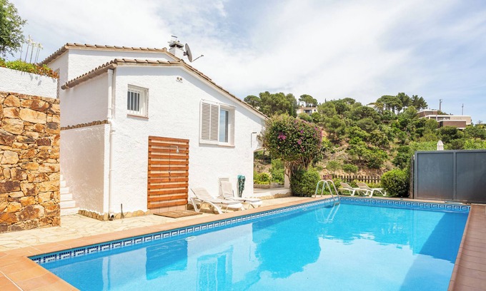 Tossa de Mar Villa | Villa 'Vistamar' - Oceanfront Retreat with Private Pool