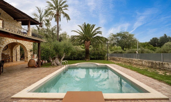 Apokoronas Villa | Discover Villa Vrisses: Oceanfront Oasis in Crete