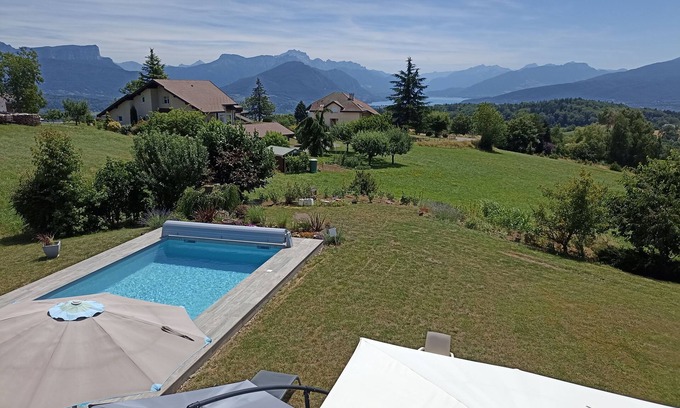 Pringy Villa | Relaxing Villa Vue Lac with Pool & Family-Friendly Amenities