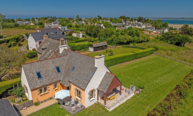 Locquirec Villa | Sea View Villa with Private Terrace and Spa Near Beach