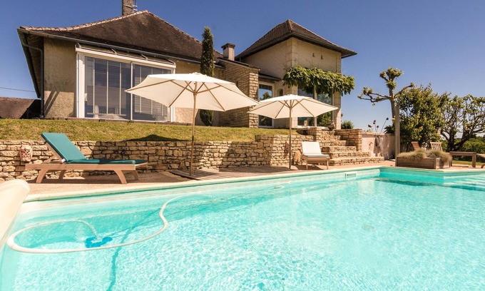 Saint-Bonnet-la-Riviere Villa | Inviting Villa with Pool and Exceptional 9.8 Rating