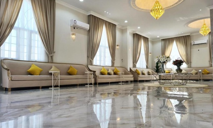Al Wakrah House | Villa Wakra: Premier Villa Near Al Janoub Stadium with Kitchen