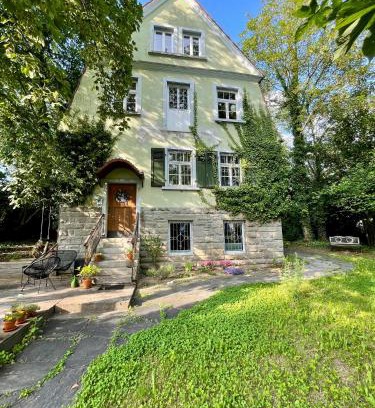Ueberlingen Apartment | Villa Waldeck - Family-Friendly Stay in Überlingen's Spa Area