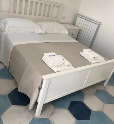 Laura House | Relax at Villa Wanda, 300m from the Beach with Spa Access