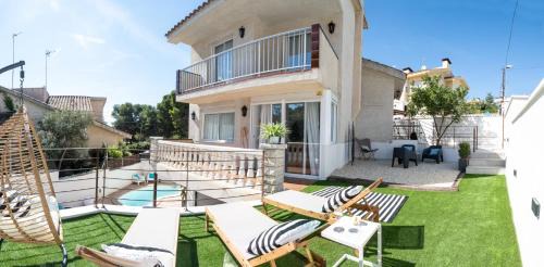 Cap de Salou Villa | Experience Villa Wine & Beach: Design, Spa, and Ocean Views