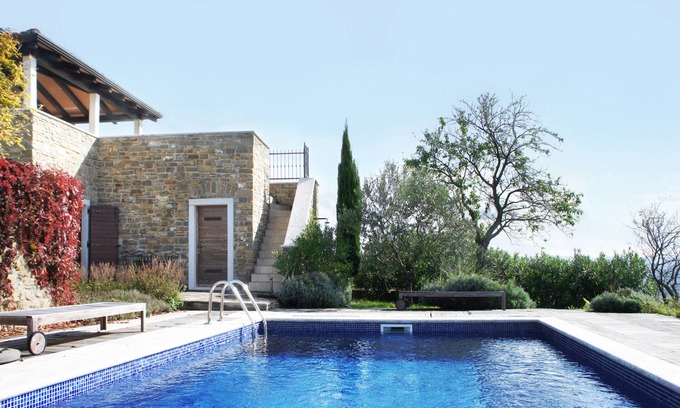 Bartolici Villa | Villa Wisteria: Unmatched Views and Family-Friendly Amenities